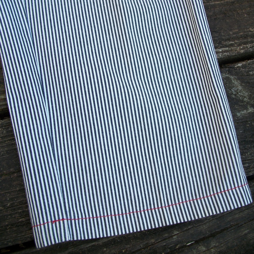 Harve` Benard Blue Pinstripe Capris – Size 12 - Picture 4 of 7